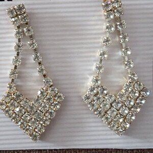VTG Christina Crystal Dangle Earrings